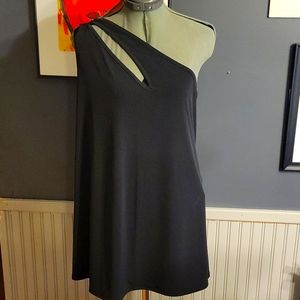 NWT one shoulder swing tank